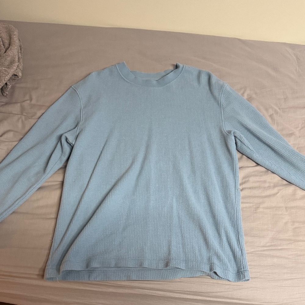Goodfellow & Co Light Blue Long Sleeve Tee
